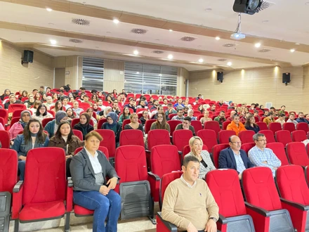 "İletişim Becerileri Eğitimi"